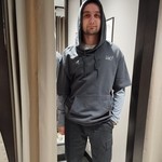 Andrew, 32 (3 , 0 )
