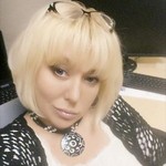 Lilia, 49 (5 , 0 )